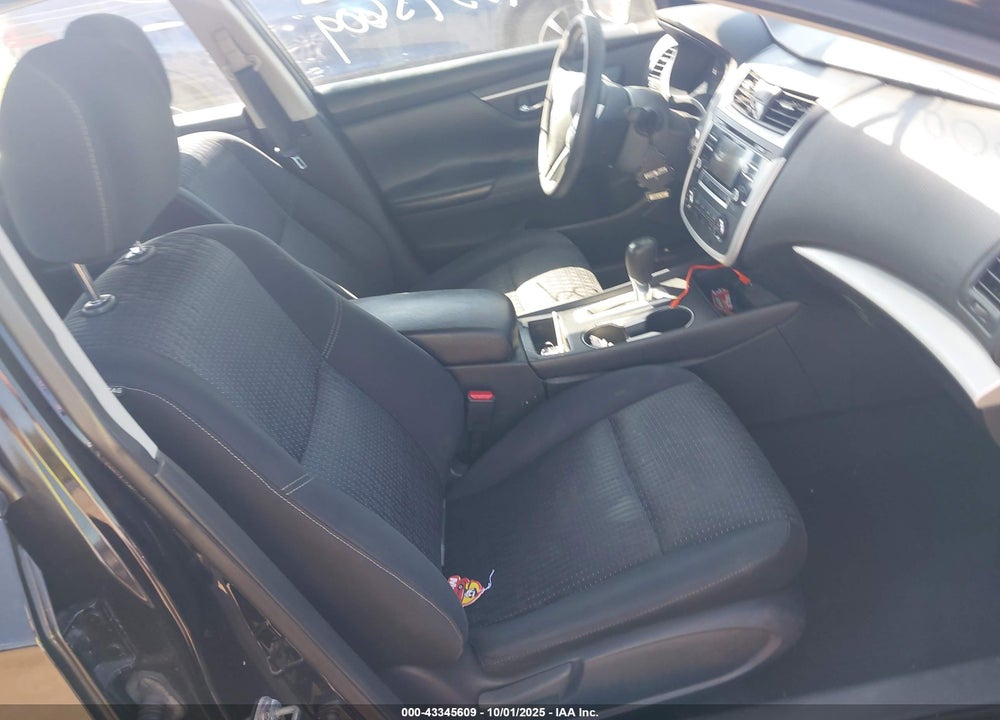 2016 NISSAN ALTIMA VIN: 1N4AL3AP5GN369240