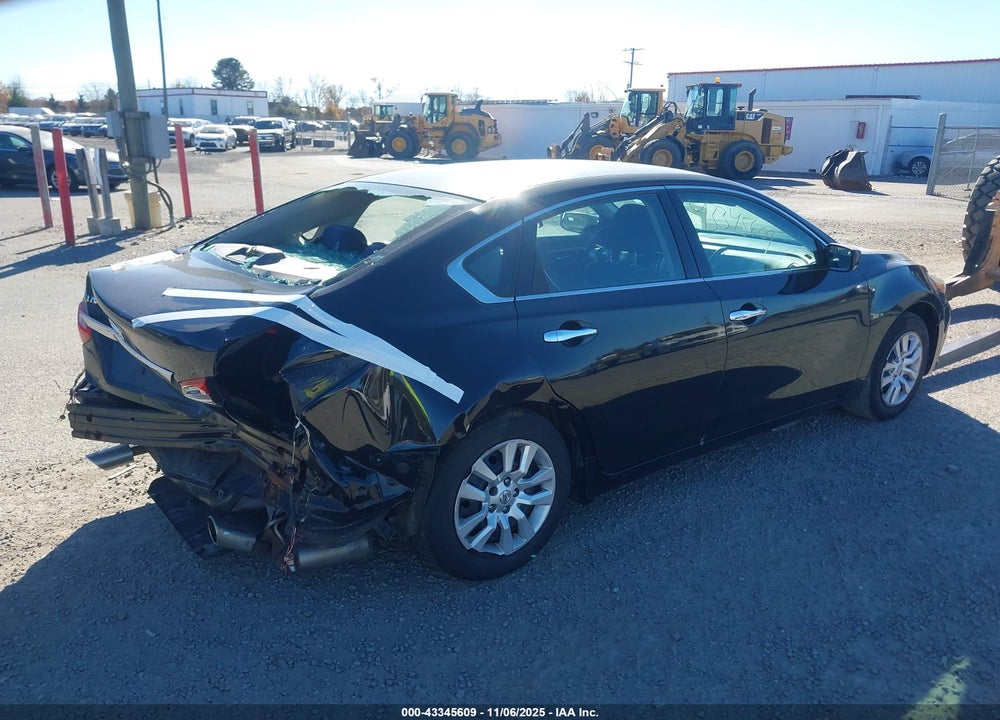 2016 NISSAN ALTIMA VIN: 1N4AL3AP5GN369240