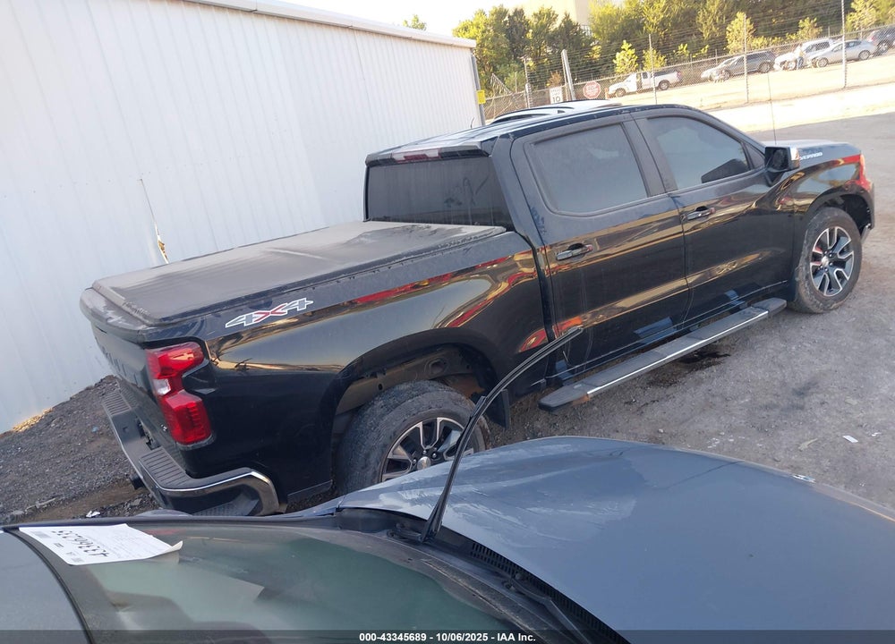 2023 CHEVROLET SILVERADO 1500 4WD SHORT BED LT WITH 2FL VIN: 1GCPDKEK5PZ139748