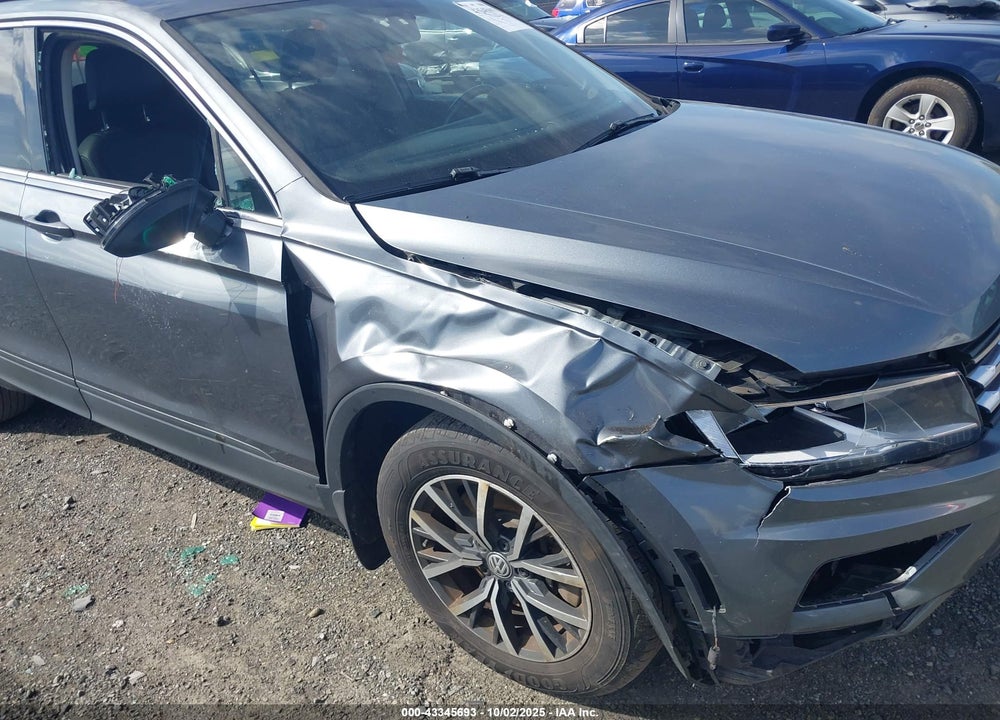 2019 VOLKSWAGEN TIGUAN 2.0T SE/2.0T SEL/2.0T SEL R-LINE/2.0T SEL R-LINE BLACK VIN: 3VV2B7AX3KM035401