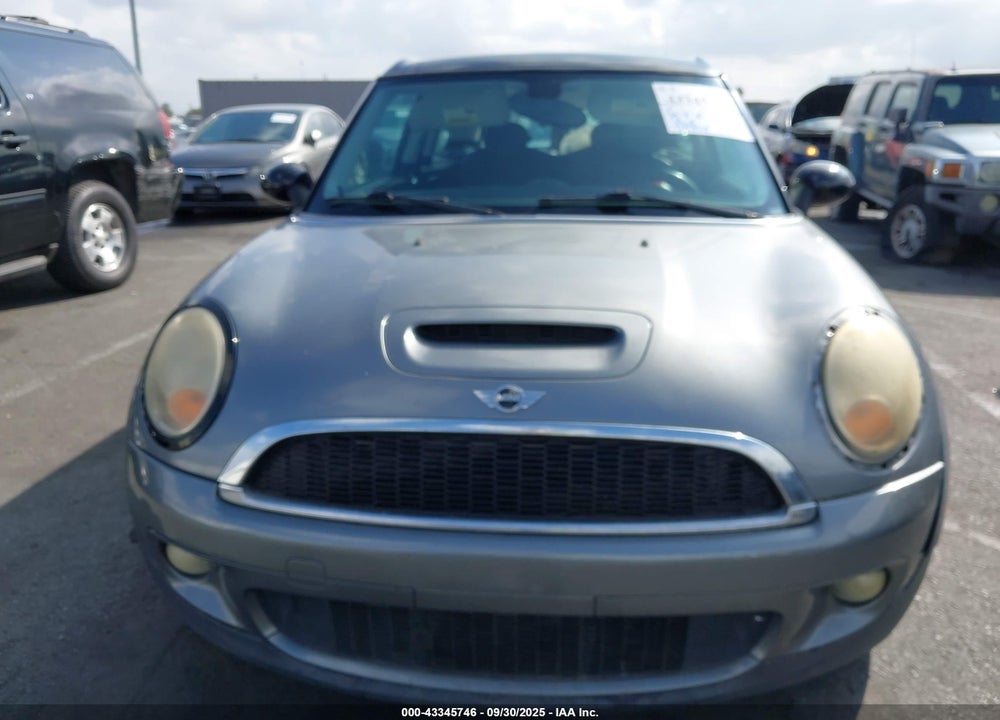 2010 MINI COOPER S CLUBMAN VIN: WMWMM3C51ATZ33272
