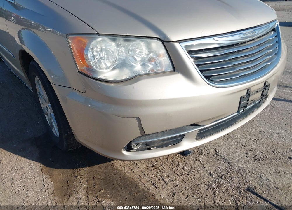 2014 CHRYSLER TOWN & COUNTRY TOURING VIN: 2C4RC1BG7ER132684
