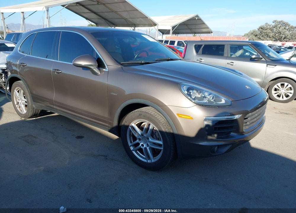 2015 PORSCHE CAYENNE DIESEL VIN: WP1AF2A21FLA37403