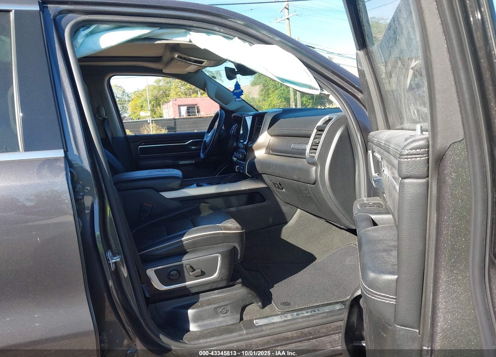 2022 RAM 1500 LAIE  4X4 6'4 BOX VIN: 1C6SRFRT4NN439265