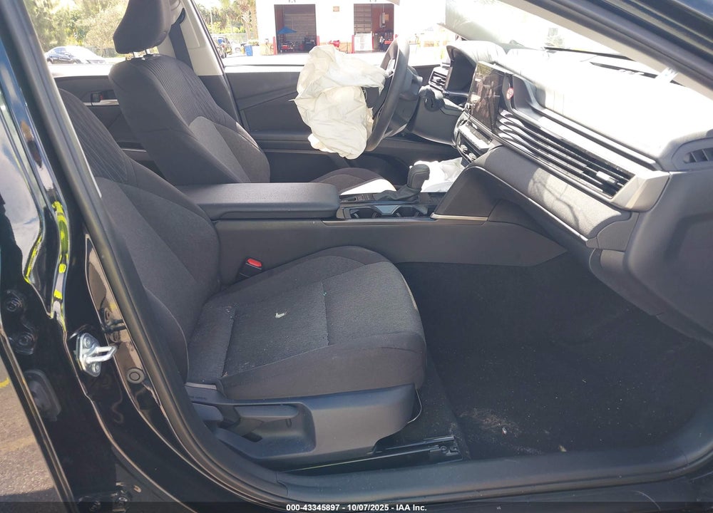 2025 TOYOTA CAMRY VIN: 4T1DAACK0SU526251
