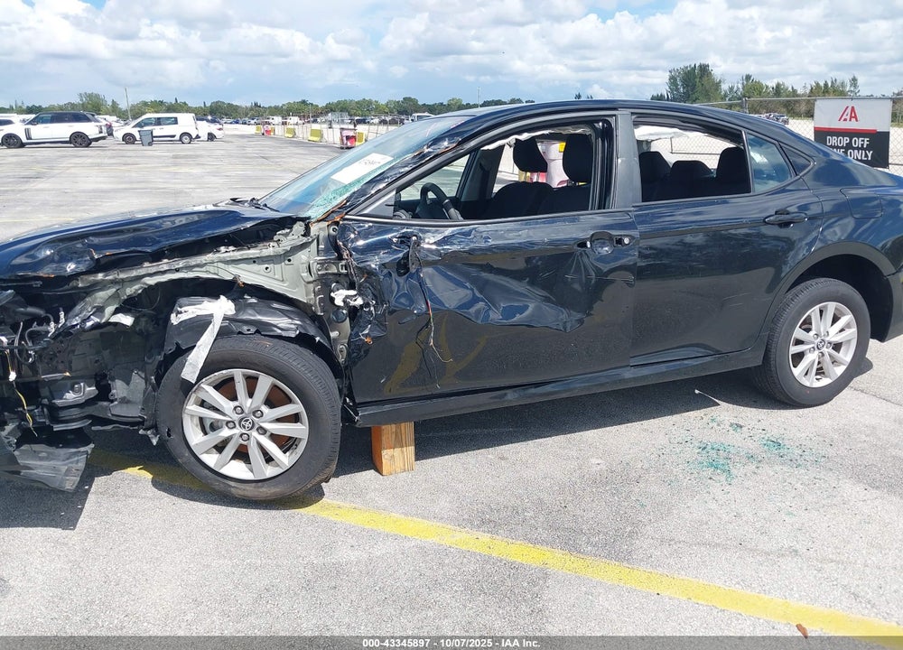 2025 TOYOTA CAMRY VIN: 4T1DAACK0SU526251