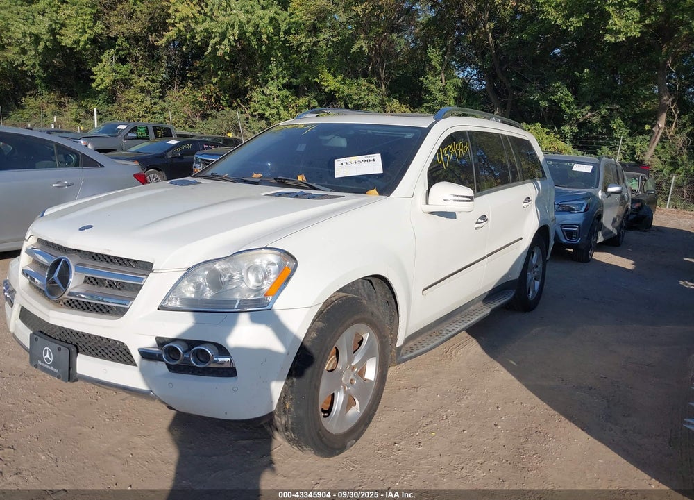 2011 MERCEDES-BENZ GL 450 4MATIC VIN: 4JGBF7BE7BA685857