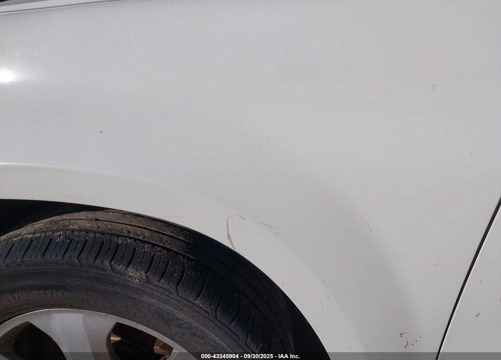 2011 MERCEDES-BENZ GL 450 4MATIC VIN: 4JGBF7BE7BA685857