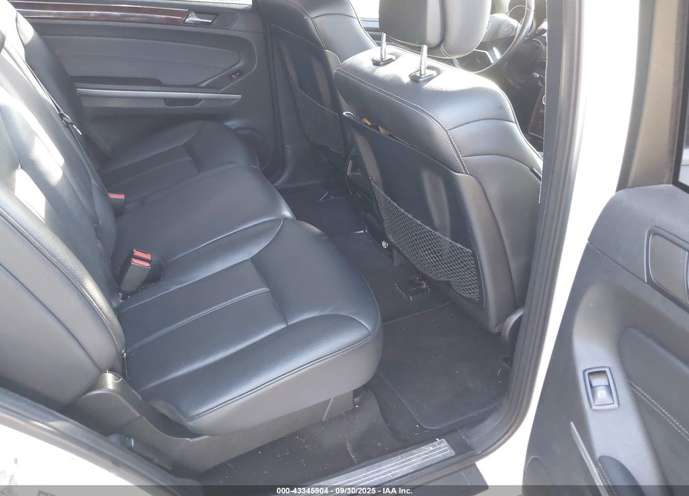 2011 MERCEDES-BENZ GL 450 4MATIC VIN: 4JGBF7BE7BA685857