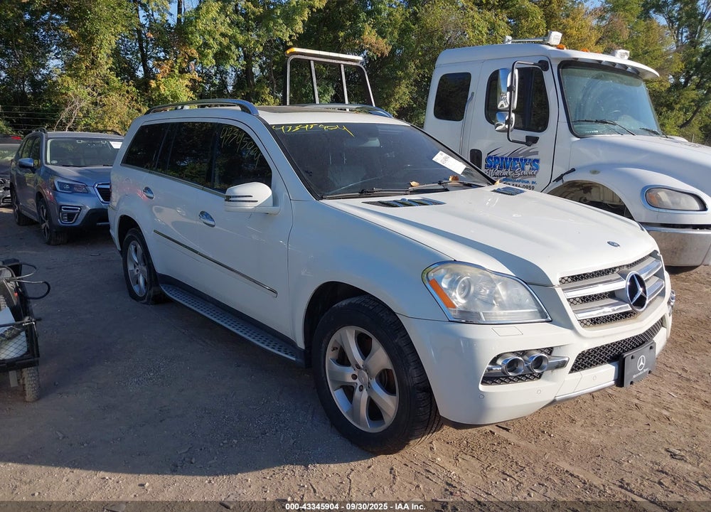 2011 MERCEDES-BENZ GL 450 4MATIC VIN: 4JGBF7BE7BA685857