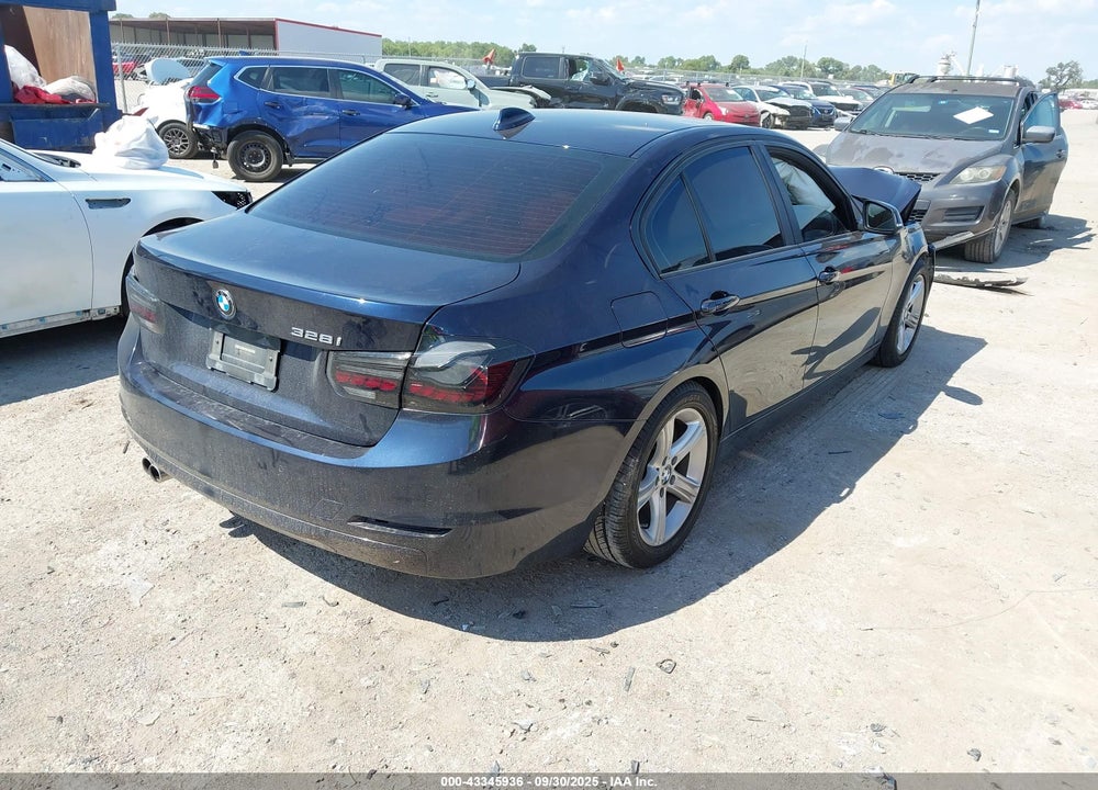 2014 BMW 3 SERIES VIN: WBA3A5G50ENP33004