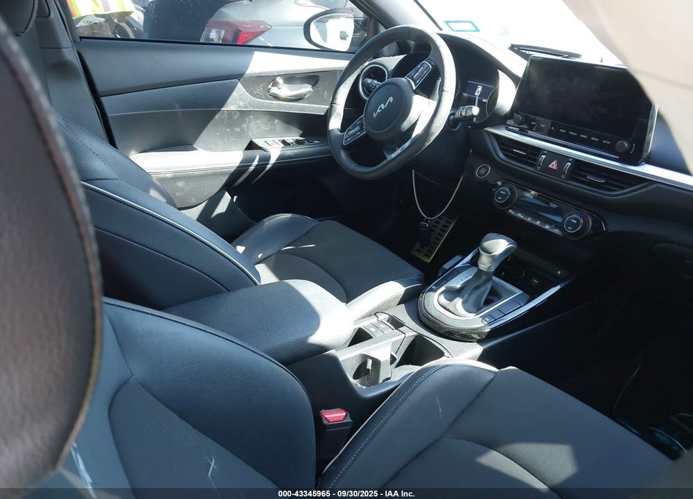 2024 KIA FORTE GT LINE VIN: 3KPF54AD9RE796112