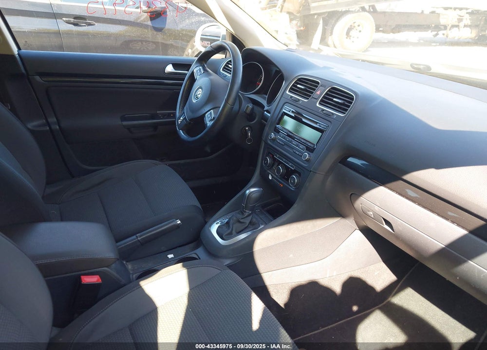2014 VOLKSWAGEN JETTA VIN: 3VWPP7AJ0EM627454