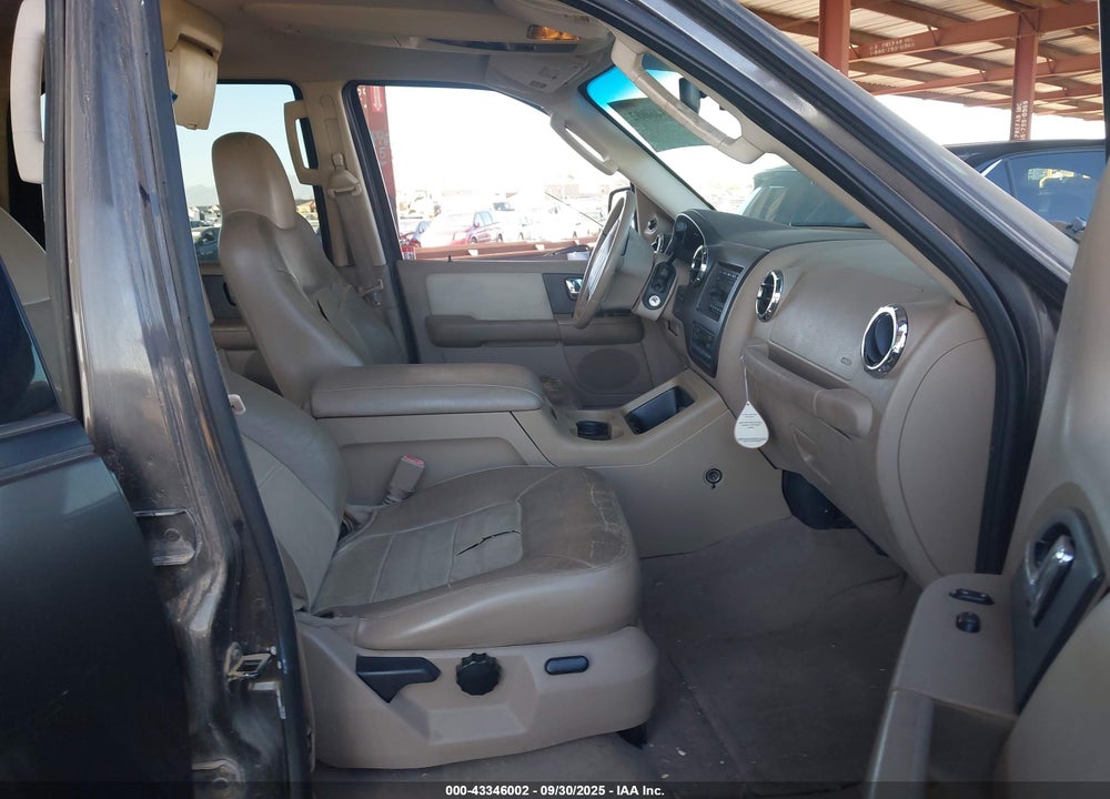 2005 FORD EXPEDITION EDDIE BAUER/KING RANCH VIN: 1FMPU17535LA40925