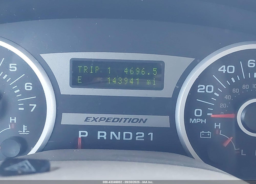 2005 FORD EXPEDITION EDDIE BAUER/KING RANCH VIN: 1FMPU17535LA40925