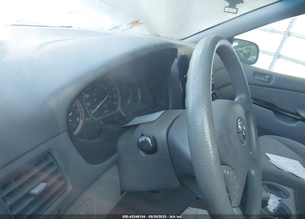 2004 TOYOTA SIENNA LE VIN: 5TDZA23C44S113846