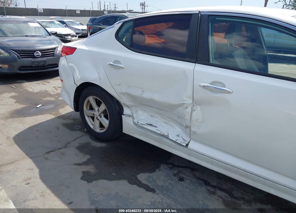 2015 KIA OPTIMA VIN: KNAGM4A73F5562697