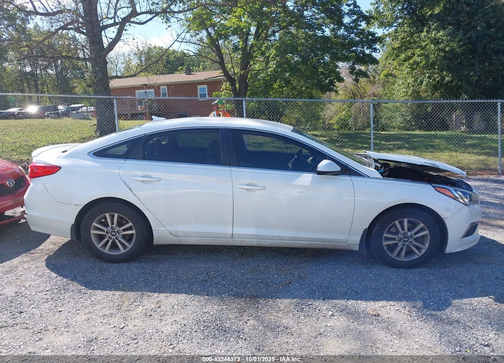2016 HYUNDAI SONATA VIN: 5NPE24AF3GH302986