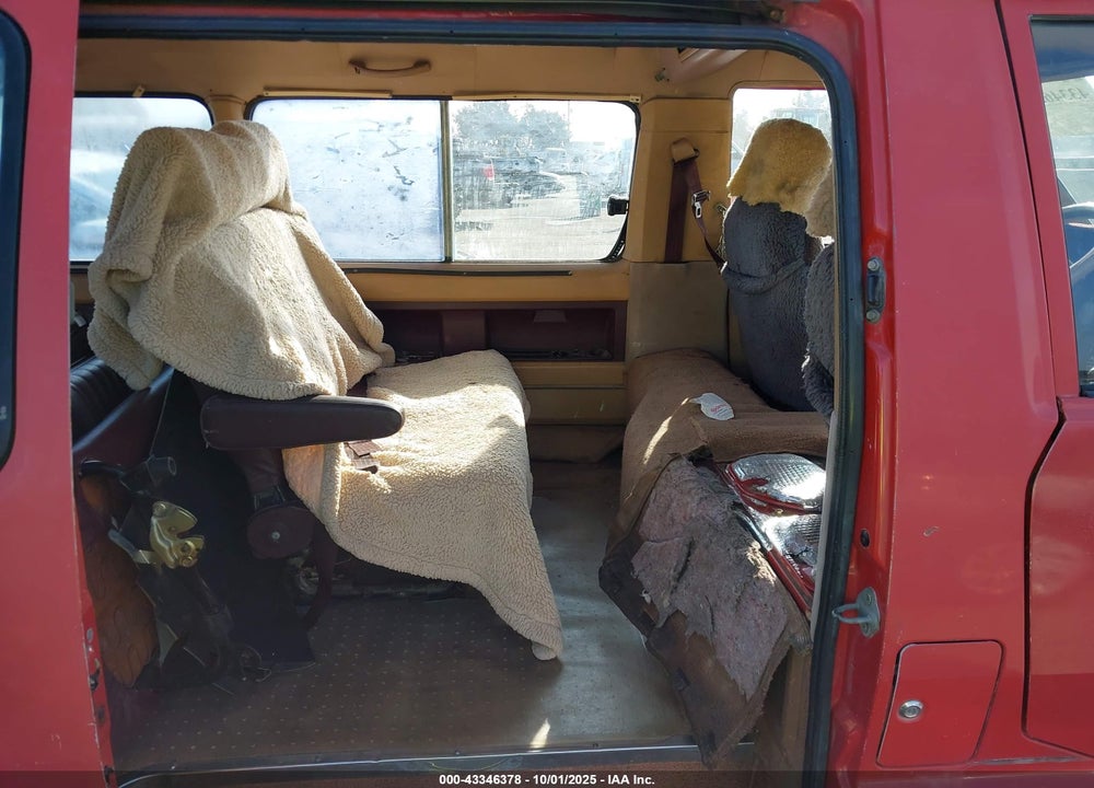 1984 TOYOTA VAN WAGON DELUXE VIN: JT3YR22V0E5025069