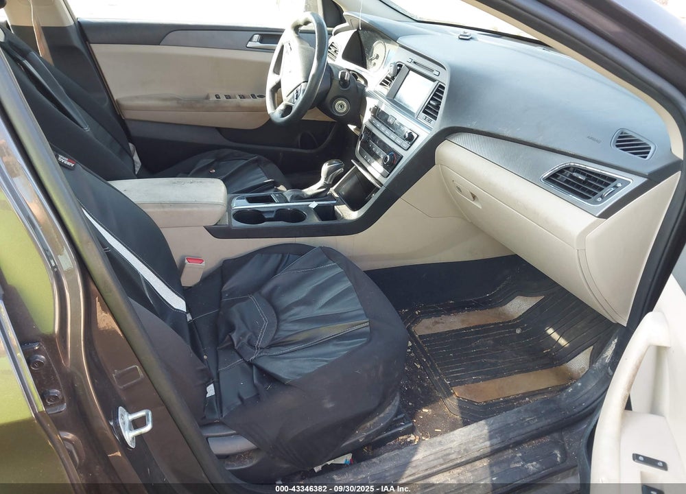 2017 HYUNDAI SONATA VIN: 5NPE24AF2HH583163