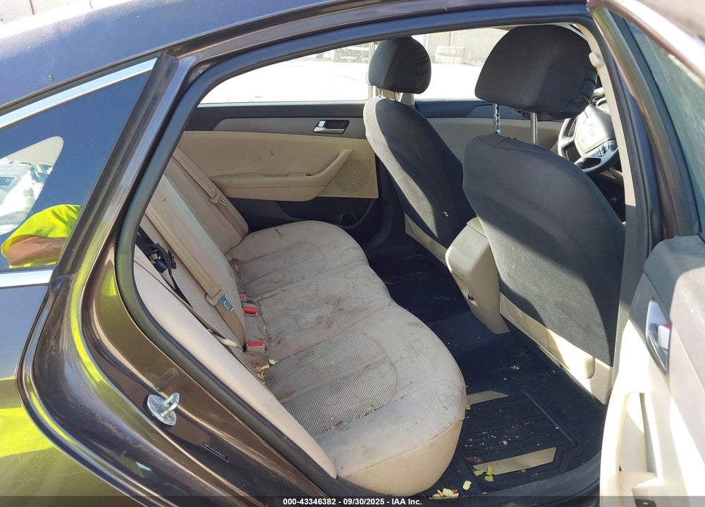 2017 HYUNDAI SONATA VIN: 5NPE24AF2HH583163