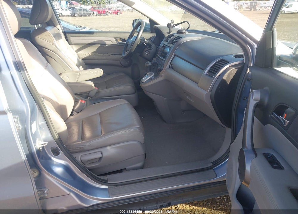 2008 HONDA CR-V EX-L VIN: JHLRE48738C081736