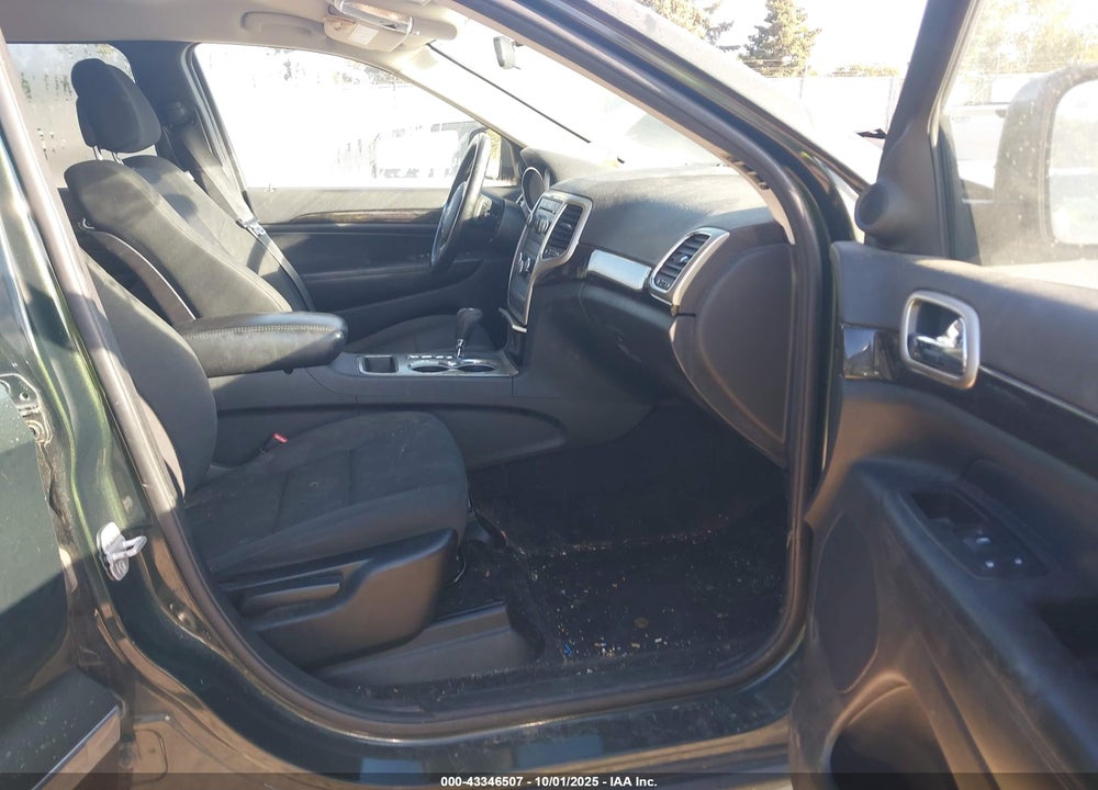 2011 JEEP GRAND CHEROKEE VIN: 1J4RR4GG2BC534586