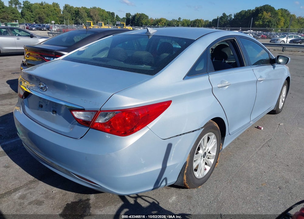2013 HYUNDAI SONATA GLS VIN: 5NPEB4AC4DH735315