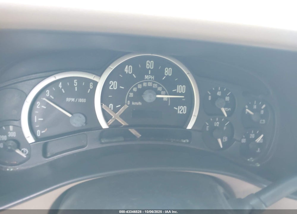 2003 CHEVROLET TAHOE VIN: 1GNEC13ZX3R198395