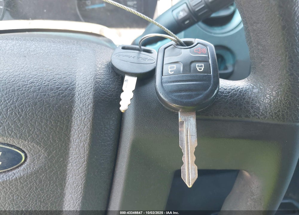 2014 FORD F-150 XL VIN: 1FTMF1CM3EKD61996