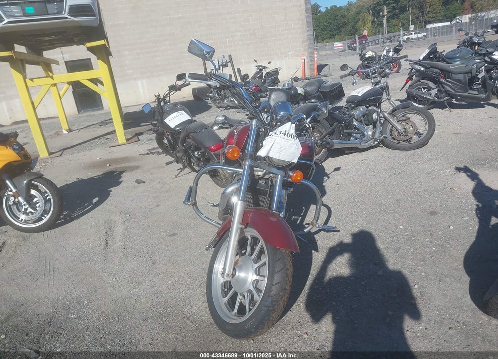 1998 HONDA VT1100 CT VIN: 1HFSC3702WA000503