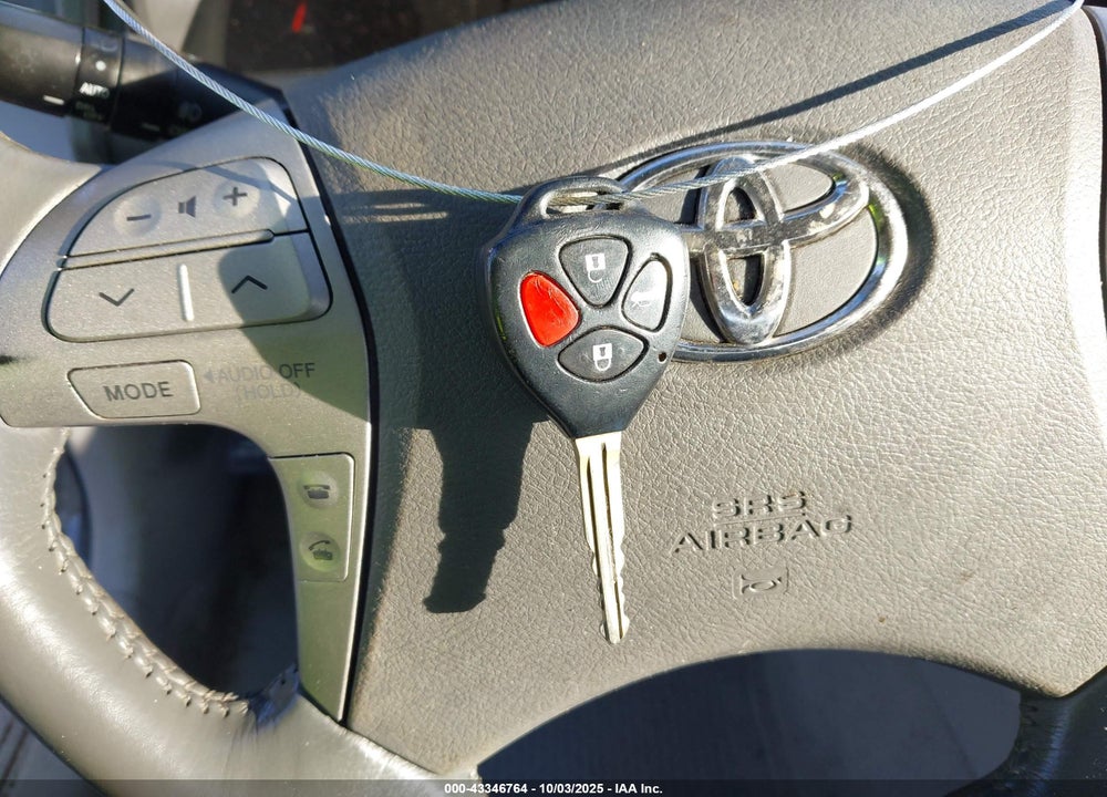 2009 TOYOTA CAMRY XLE VIN: 4T4BE46K19R106510