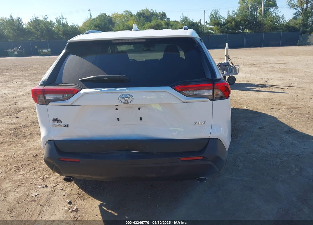 2023 TOYOTA RAV4 XLE VIN: 2T3W1RFVXPC242400