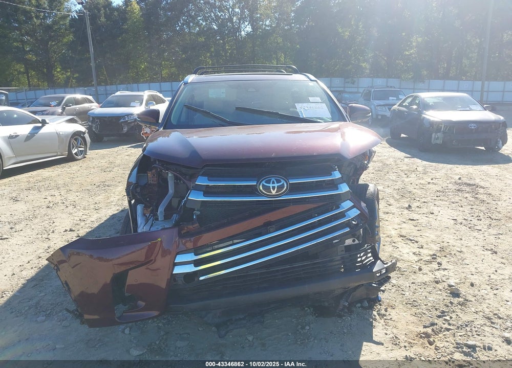 2019 TOYOTA HIGHLANDER LIMITED/PLATINUM VIN: 5TDYZRFH1KS345547