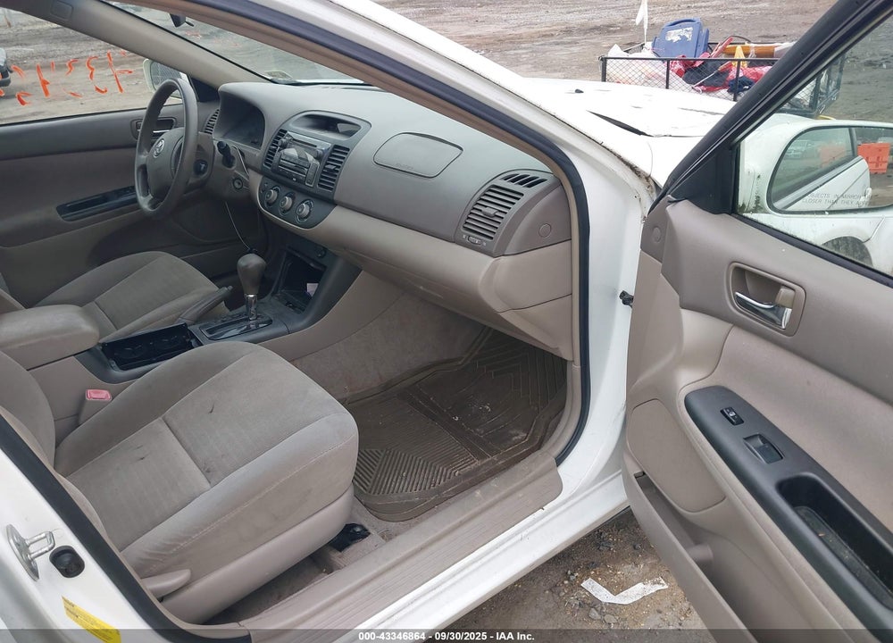 2005 TOYOTA CAMRY LE VIN: 4T1BE30K15U385027