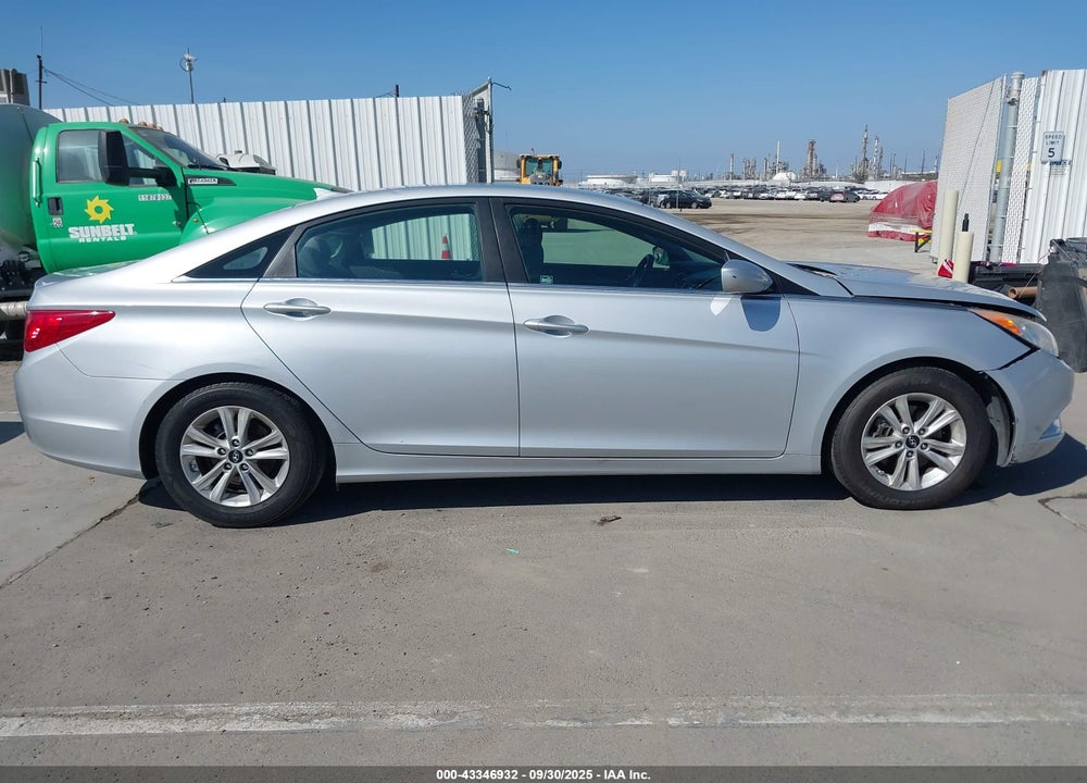 2012 HYUNDAI SONATA GLS VIN: 5NPEB4AC7CH470789