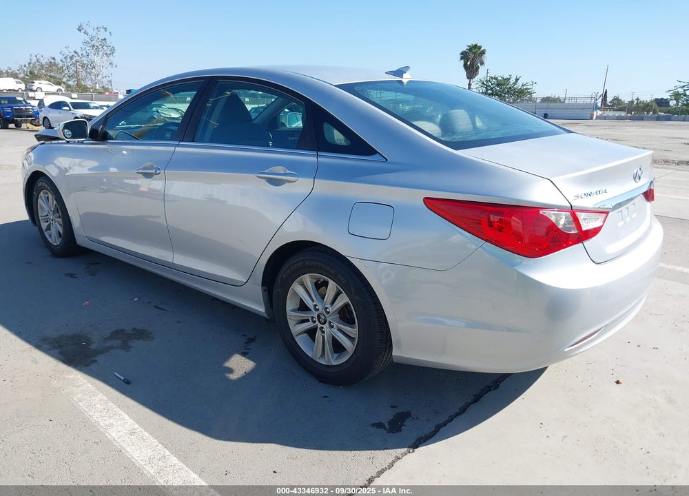 2012 HYUNDAI SONATA GLS VIN: 5NPEB4AC7CH470789