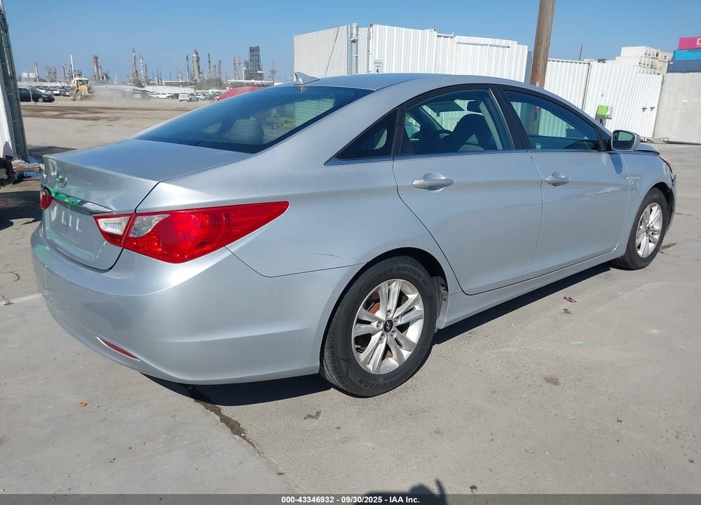 2012 HYUNDAI SONATA GLS VIN: 5NPEB4AC7CH470789