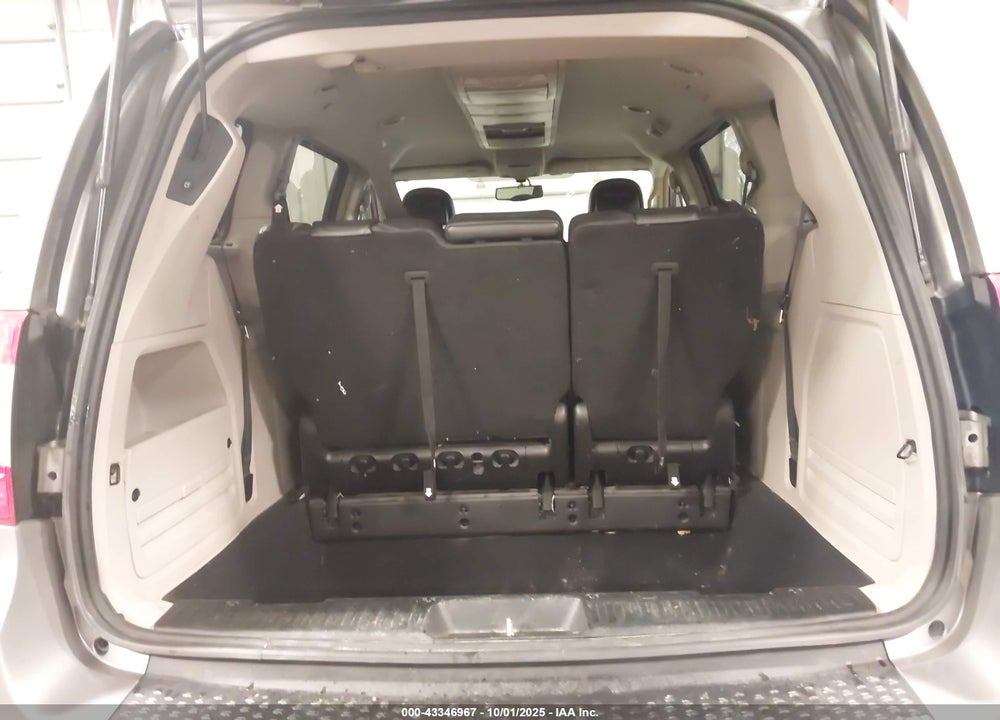 2016 CHRYSLER TOWN & COUNTRY TOURING-L VIN: 2C4RC1CG2GR200312