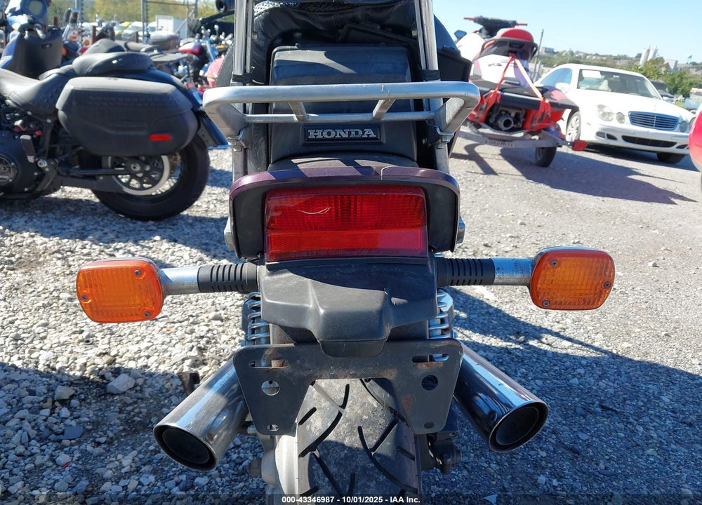1983 HONDA VF1100 C VIN: JH2SC1207DM011778