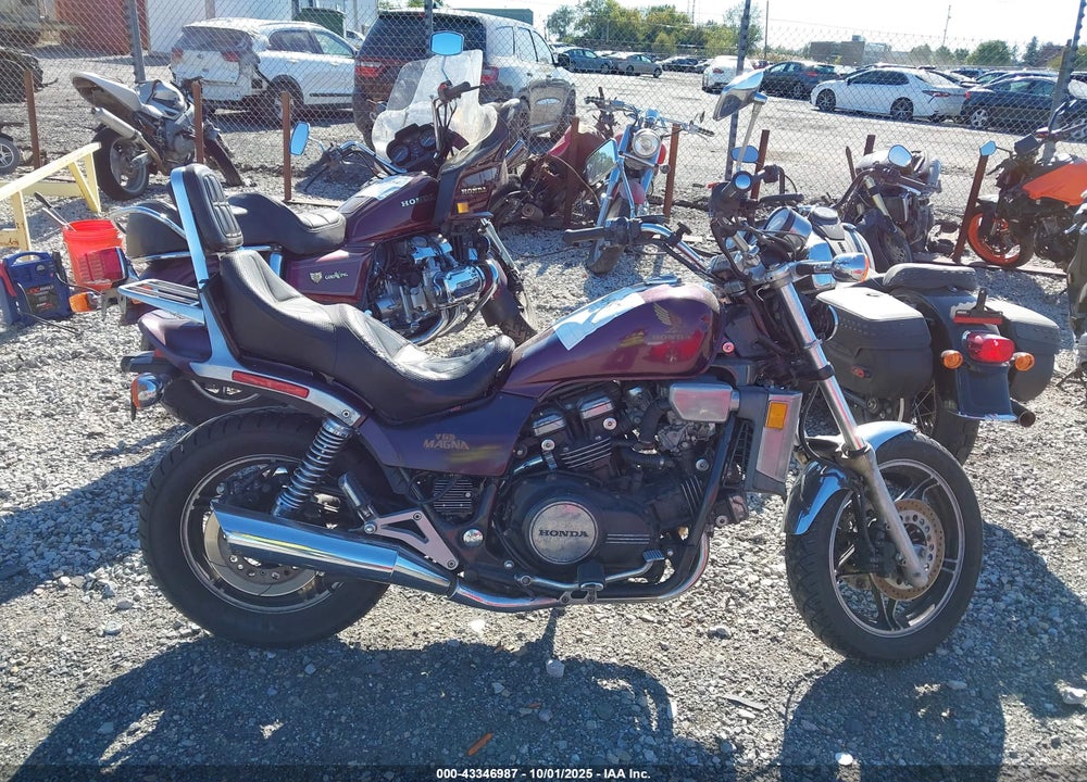 1983 HONDA VF1100 C VIN: JH2SC1207DM011778