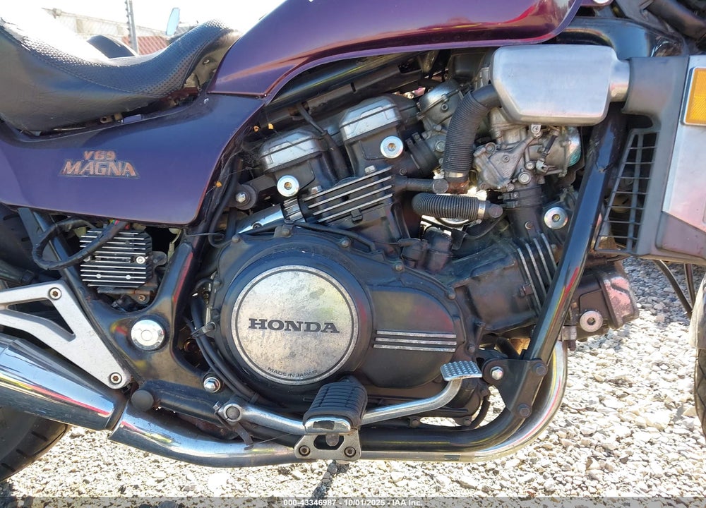 1983 HONDA VF1100 C VIN: JH2SC1207DM011778