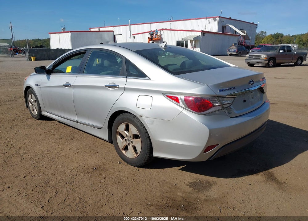 2012 HYUNDAI SONATA HYBRID VIN: KMHEC4A47CA026059