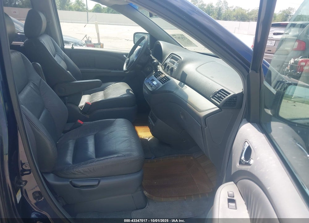 2005 HONDA ODYSSEY EX-L VIN: 5FNRL38755B105269