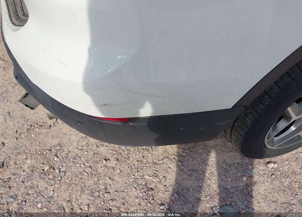 2016 BMW X1 VIN: WBXHT3C38G5E51455