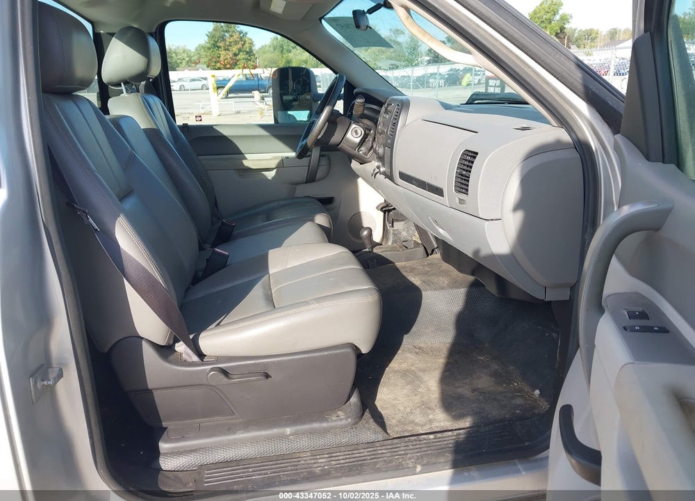 2014 CHEVROLET SILVERADO 3500HD WORK TRUCK VIN: 1GC3KZCG8EF165982