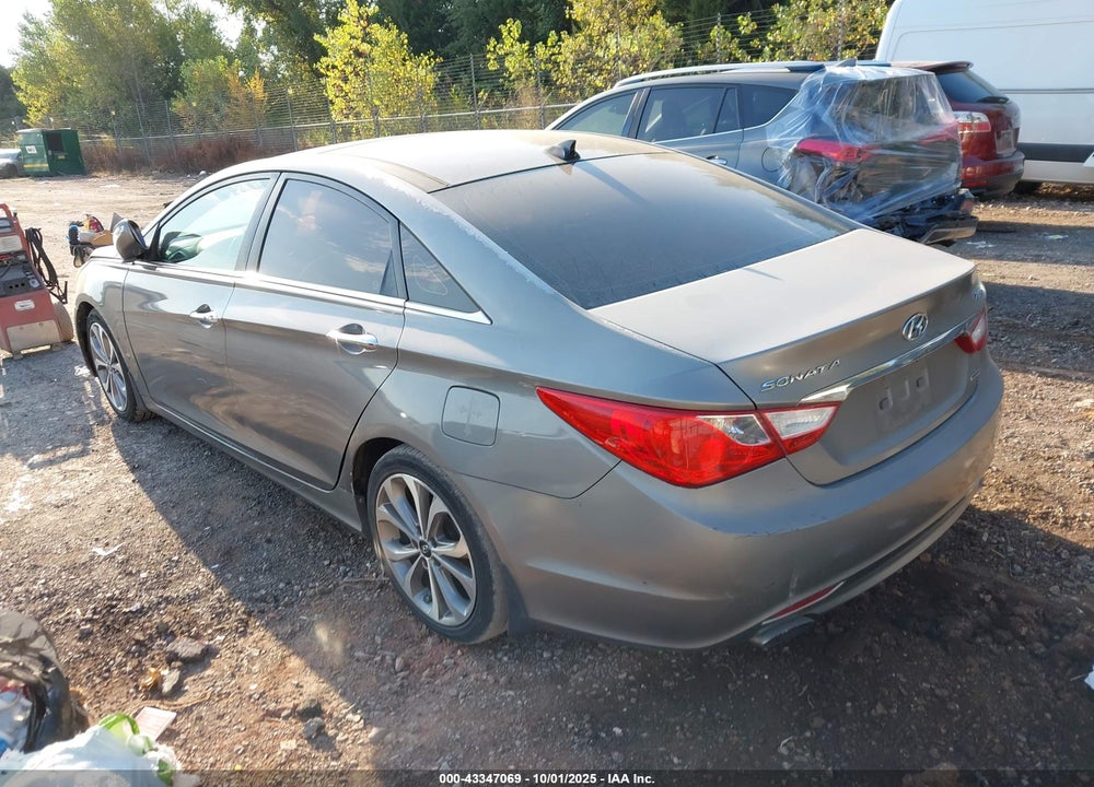 2013 HYUNDAI SONATA VIN: 5NPEC4AB7DH657911