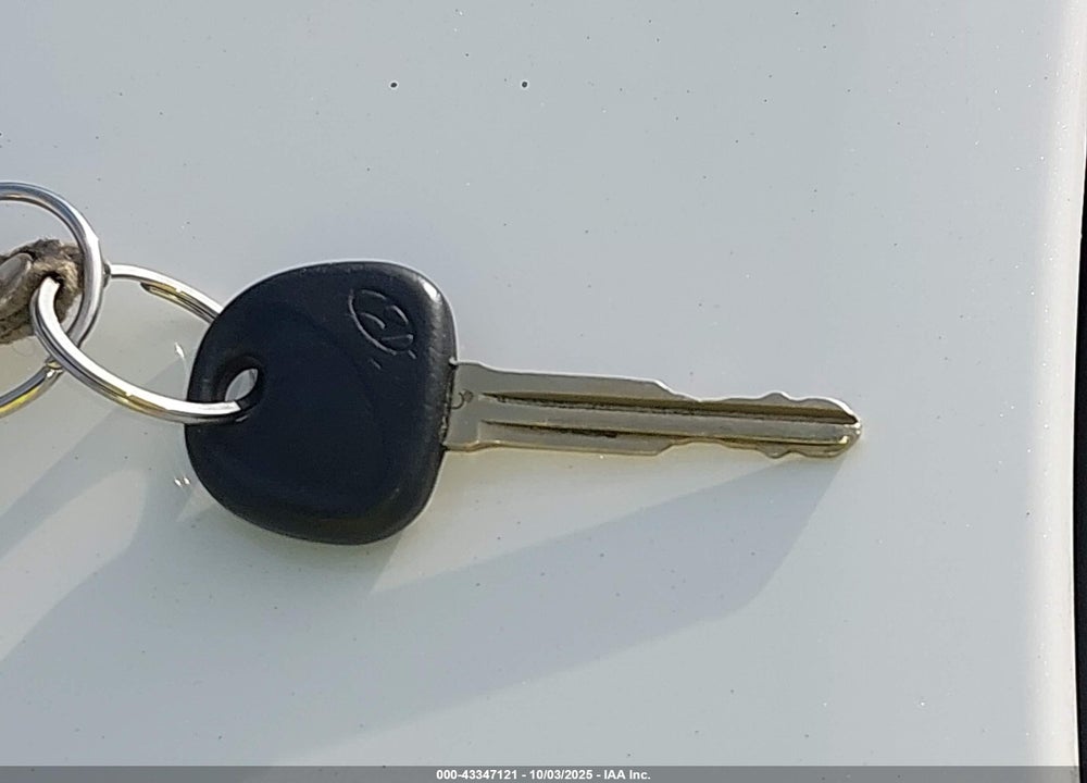 2013 HYUNDAI ELANTRA VIN: 5NPDH4AEXDH411863