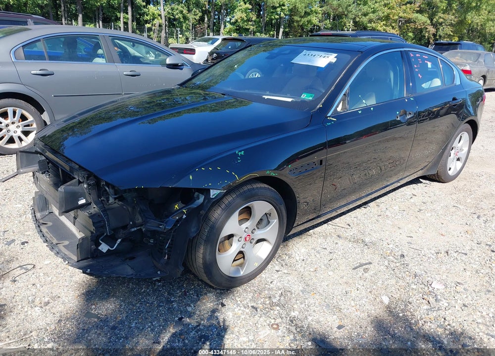 2017 JAGUAR XE VIN: SAJAR4BG9HA968407
