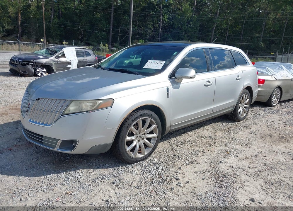 2010 LINCOLN MKT VIN: 2LMHJ5FR1ABJ18562